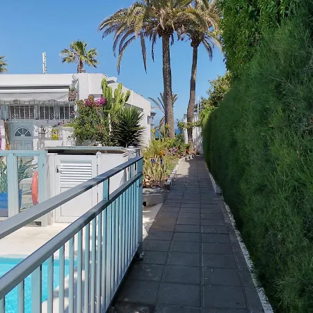 Seaside アパート